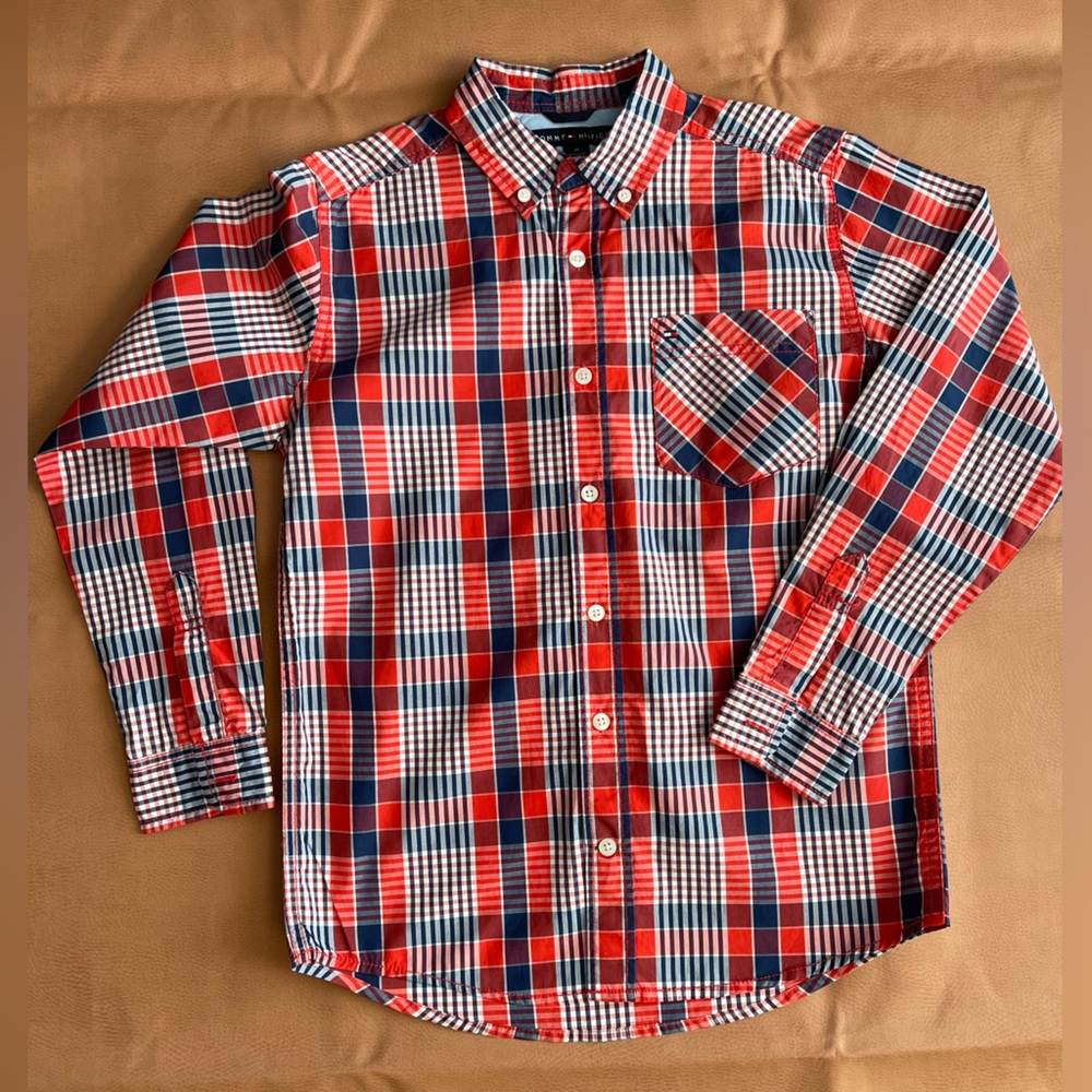 Boys Ralph Lauren button down poplin shirt. Size 12-14